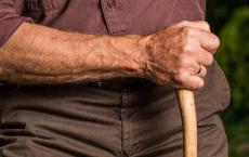 老年人同房几天一次好？这个频率，老年人能从中得到3大好处