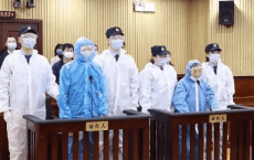 张明杰 你嘴里的血腥味浓不浓？