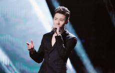 创造营断网期间如何消遣？高嘉朗、段浩男下象棋过老年养生生活