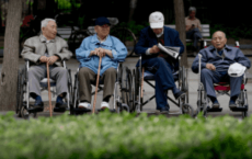 “世界即将退休!”韩媒_中日韩的老龄化大战