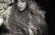 人到中年,杨幂再次以“人间清醒”言论冲上热搜,何为及时行乐_