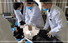 外卖小哥救老人却双双遇难,后续让我哭了