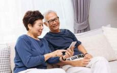 “银发经济”实质上是黑发人市场