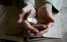 《魔都养老笔记》：“长命百岁”过时了！