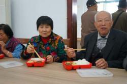 助餐、助浴、老年学校样样有！张江镇打造上海首个村级养老综合体