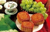 中秋节快乐，老年人如何健康吃月饼过中秋？