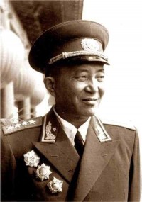 毛泽东到全国各地视察，为何说有此人在身边就十分放心？