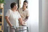 这4类人易被老年痴呆“找上门”,老人若有这些情况,需重视