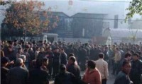梁胜利：黑老大暴力起家，什么挣钱垄断什么，死前立功多活了一根烟的时间
