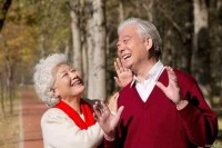 老年人“夫妻生活”,几天一次好?保持恰当,能有这3个好处