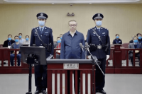 专家发文解读赖小民案：顶风受贿17亿元，有重大立功表现也不行